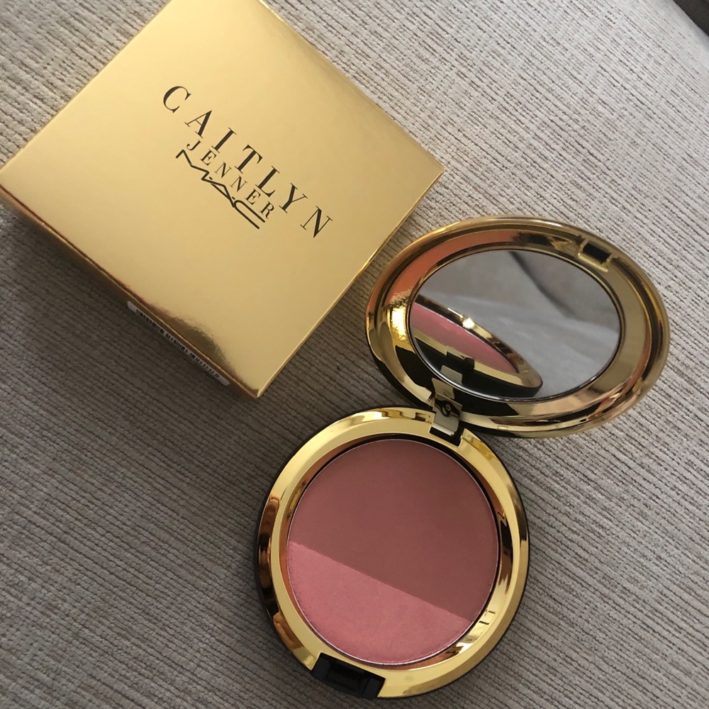 🌼 NWT MAC Limited Edition Caitlyn Jenner Blush